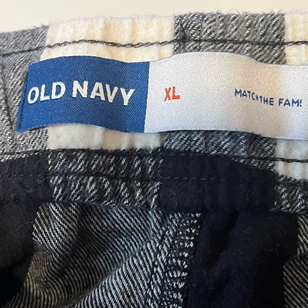Old Navy & Croft and Barrow Pajama Pants Bundle Womens Size XL Holidays - Picture 8 of 9